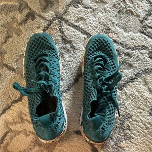 Women’s No Bull Runners